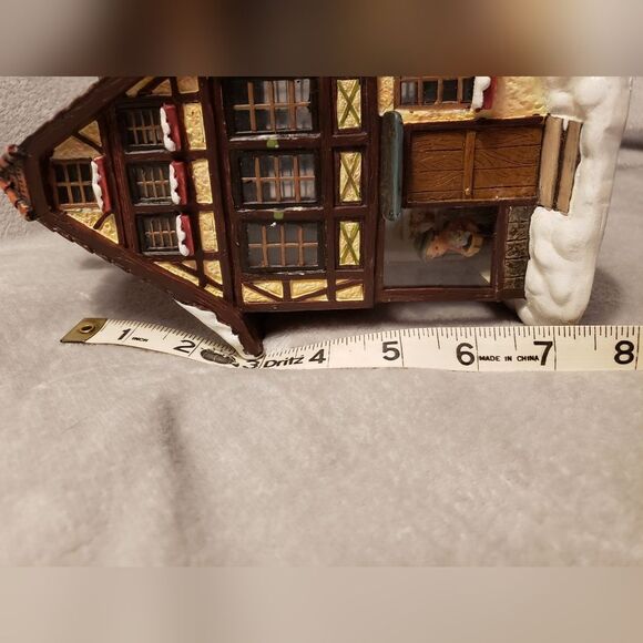 Berta Hummel "Tiny Treasures Toy Shoppe" 2003 Hawthorne Village - Picture 11 of 13